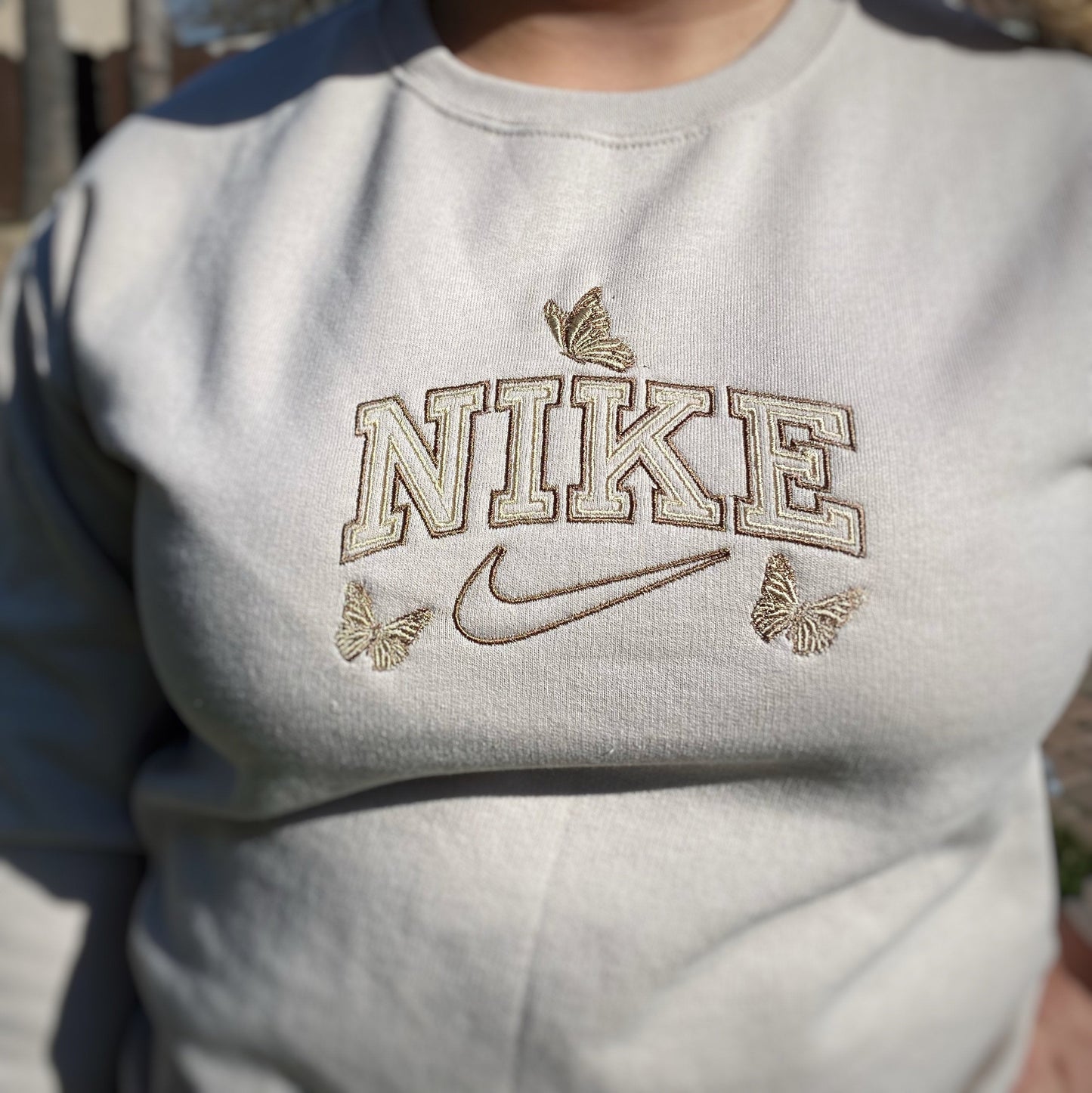 Embroidery Sweatshirt