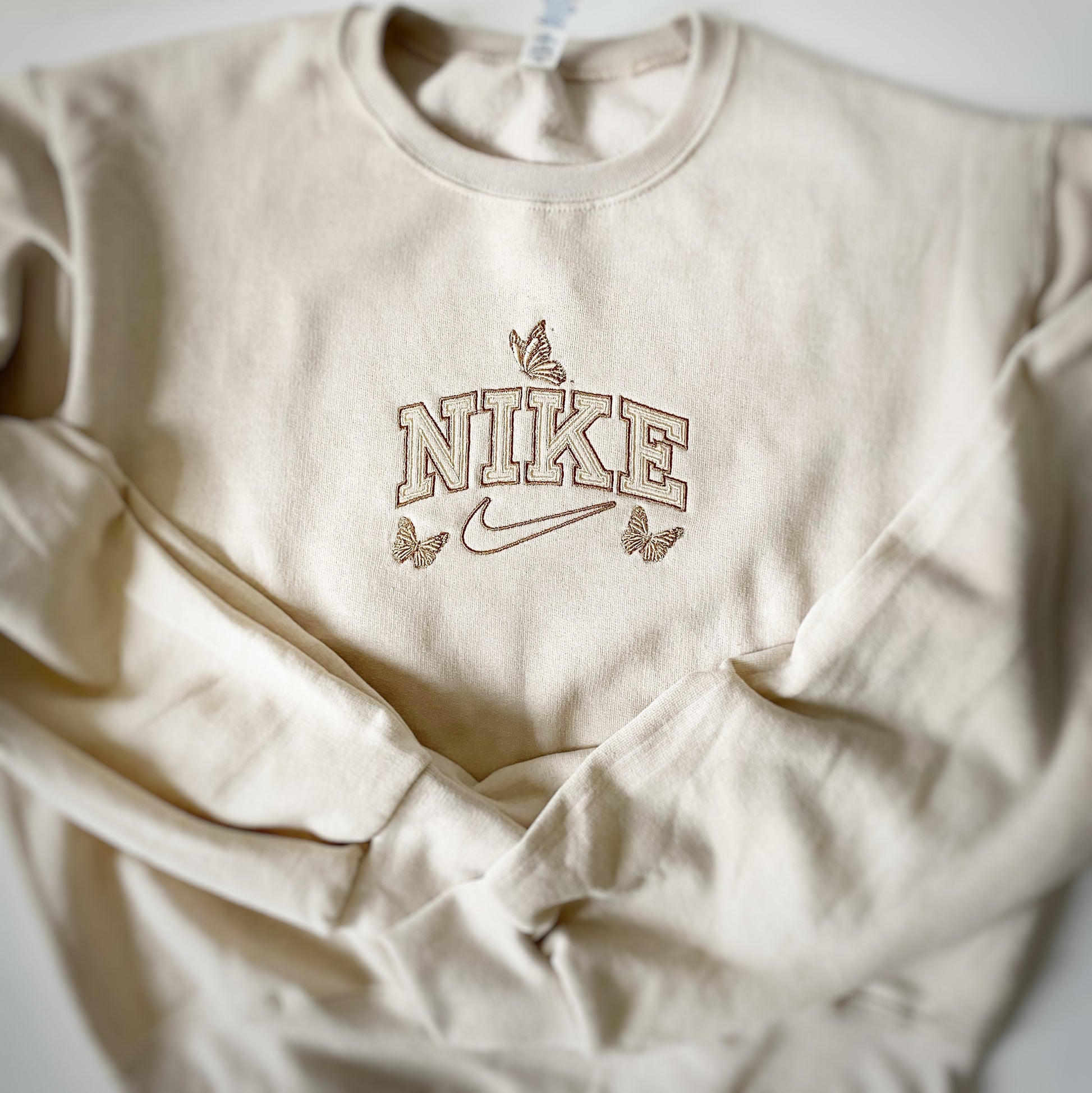 Embroidery Sweatshirt