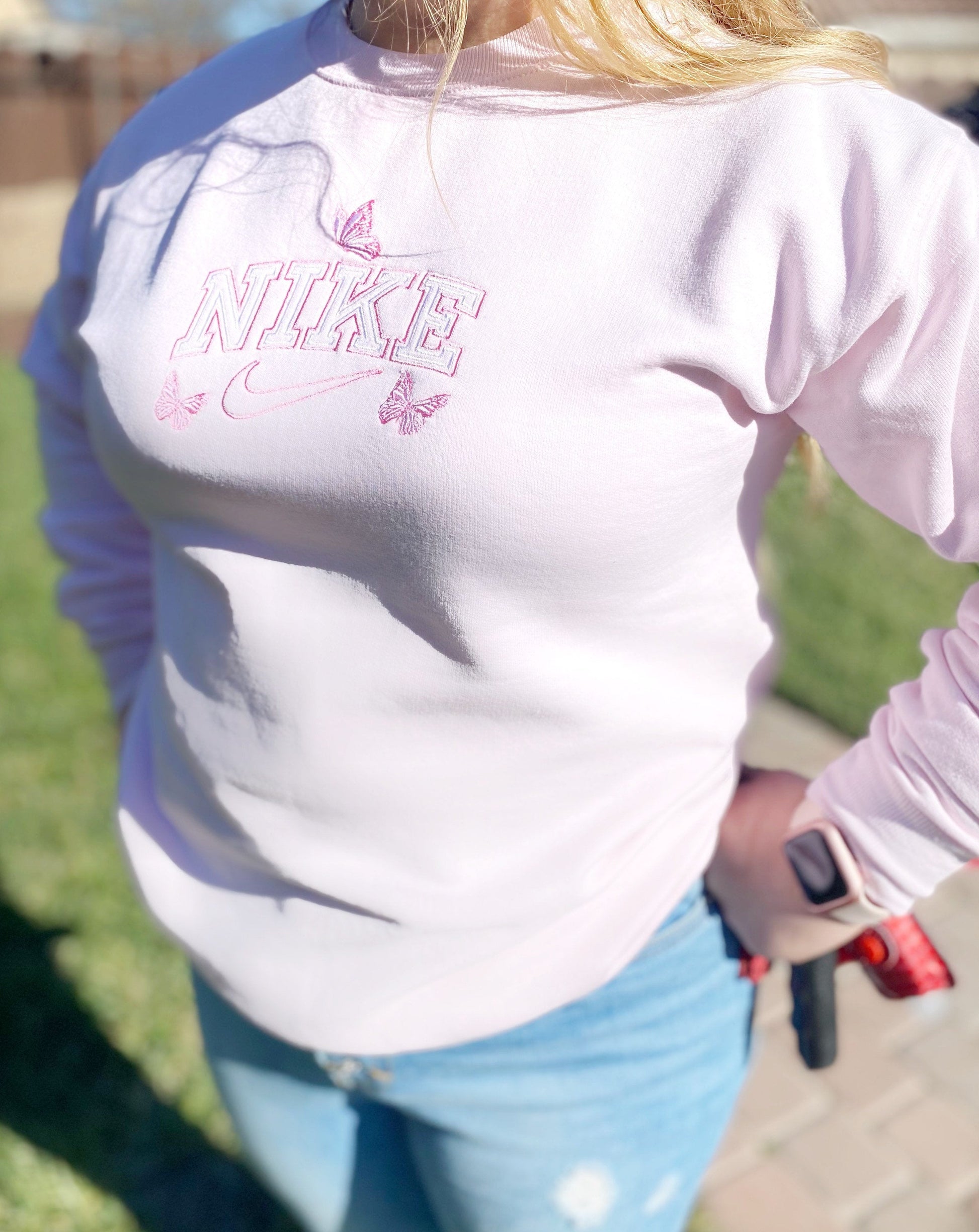 Embroidery Sweatshirt