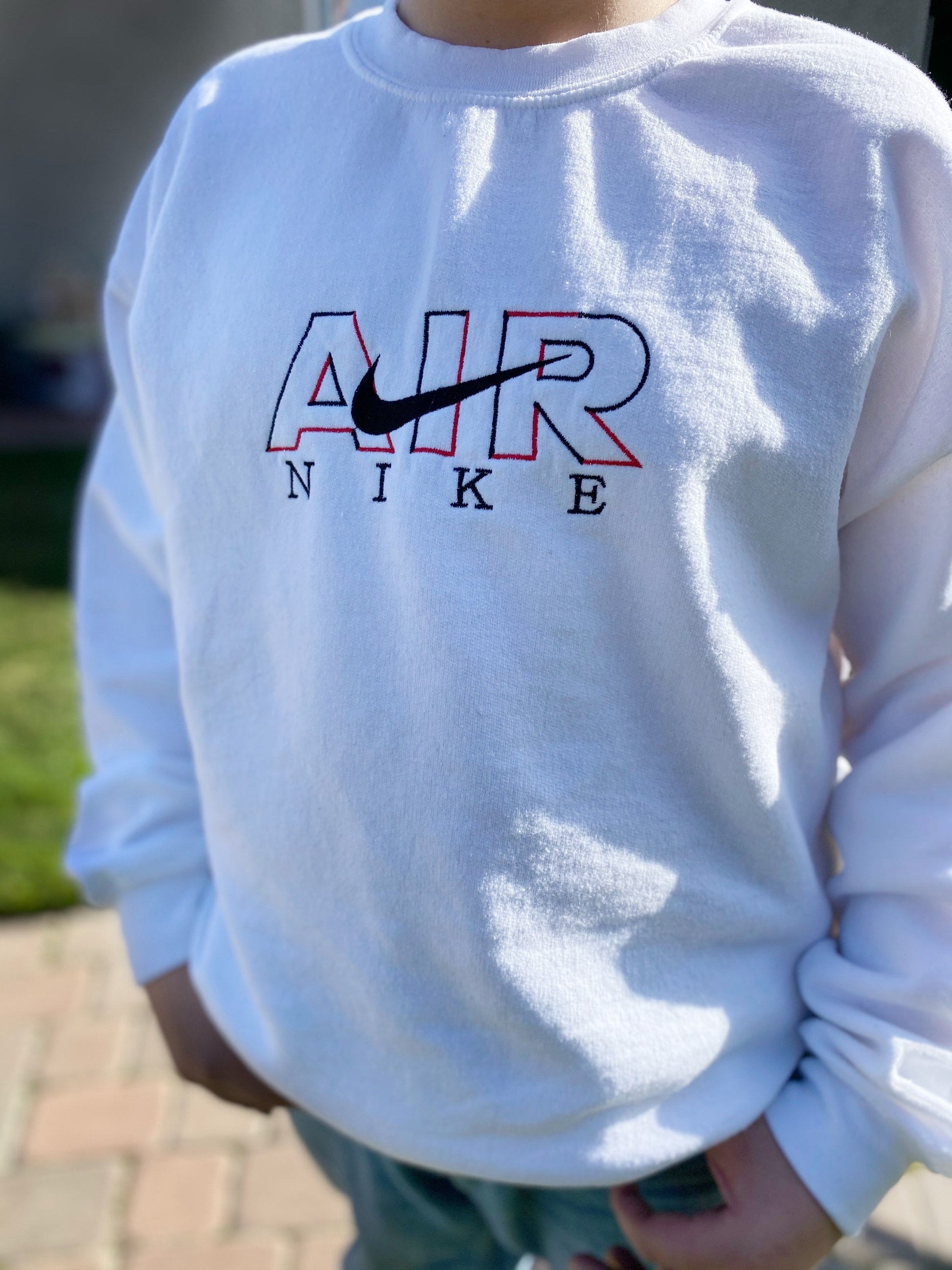 Embroidery Sweatshirt