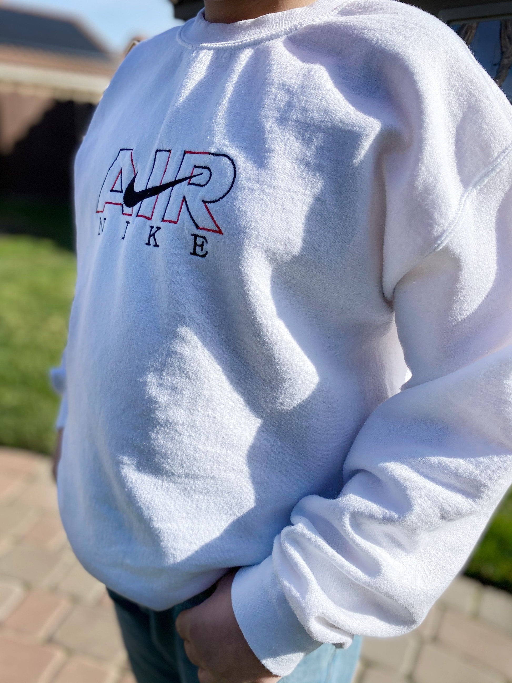 Embroidery Sweatshirt
