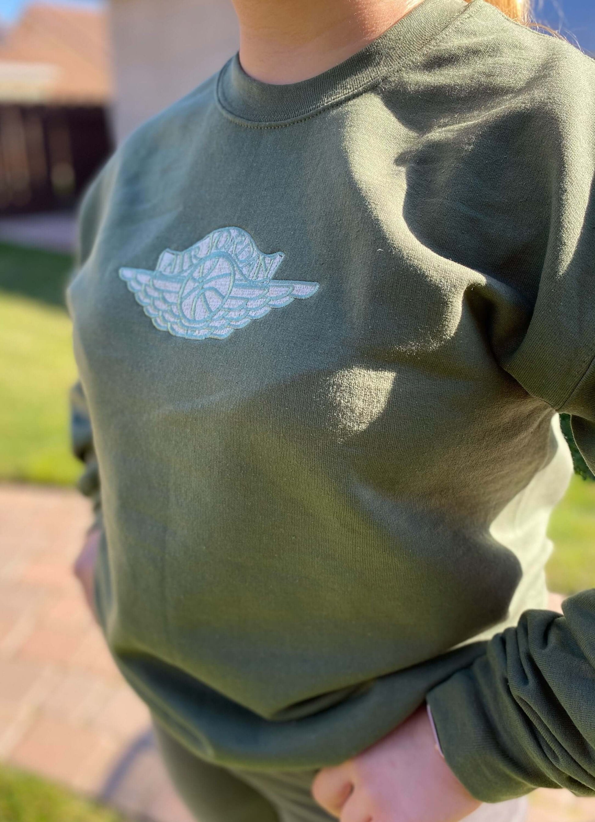 Embroidery Sweatshirt